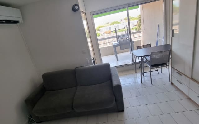 Apartamento estúdio de 26 m2 junto à praia em Canet