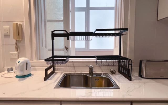 Quasi San Telmo, vicino agli autobus. Due camere da letto (2 letti o 4