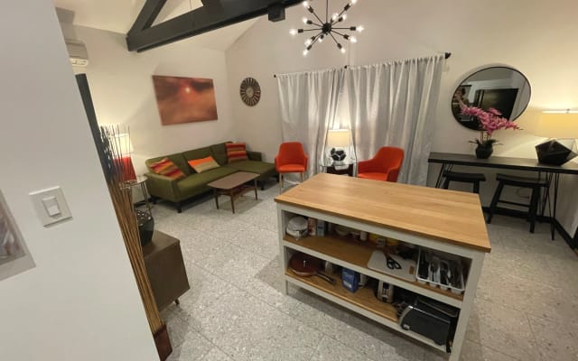 Beautiful mid-century guest house