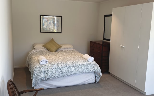 Bellissimo appartamento vicino al centro di Taupo. Ottimi servizi...