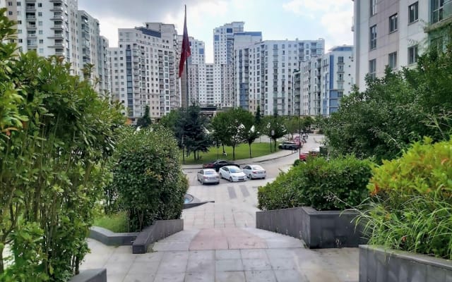 Mit Balkon und guter Aussicht Wohnung