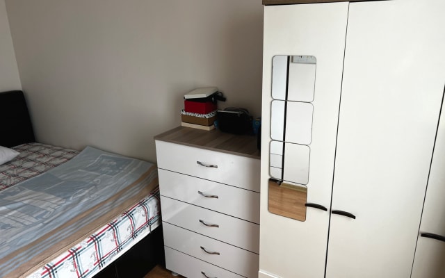 Mit Balkon und guter Aussicht Wohnung