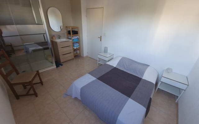 Private room in Montpellier ********