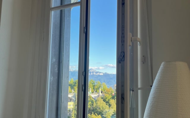 Appartement mit See- und Bergblick im Stadtzentrum.