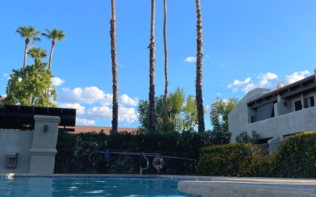 Grazioso appartamento con 2 camere da letto con piscina e vista sulle...