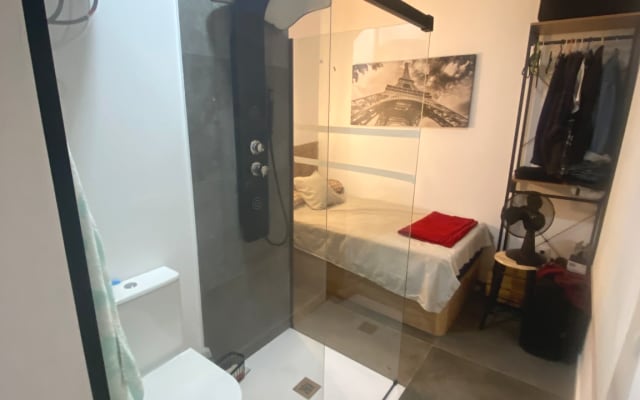 Petit loft confortable, situé au centre de Murcia, avec toutes les...