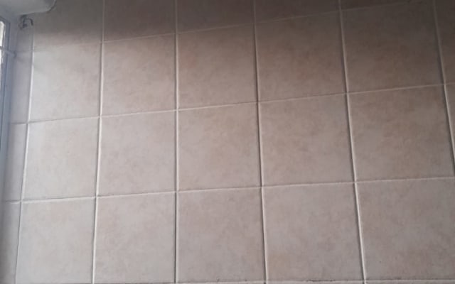 Il s'agit simplement d'une belle chambre décorée dans un appartement...