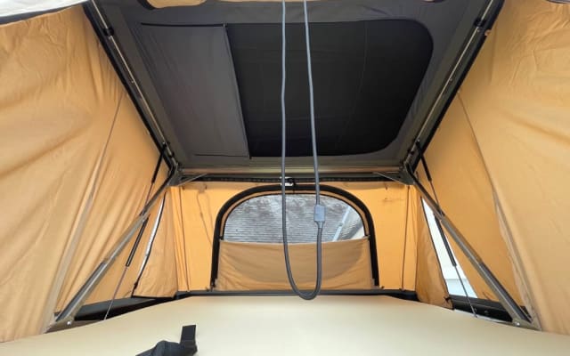 roof tent rental for up to 4 people
for any vehicle!