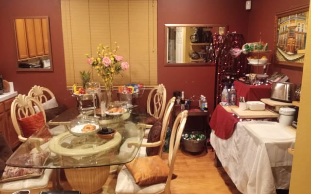 Lovely home in north Fontana with a in-house spa with hottub.