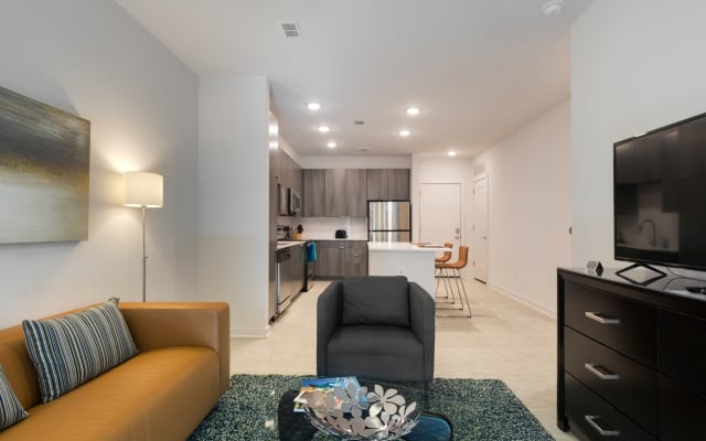 (S2BA) Modern 2-BR w/ Fitness Center and Pool