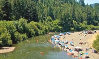 Michael's listing on misterb&b - Quick walk to the river