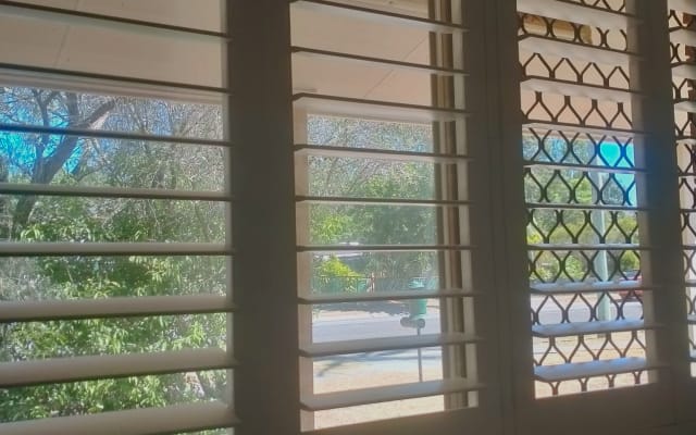Localização tranquila à beira-mar para interromper a sua viagem.
