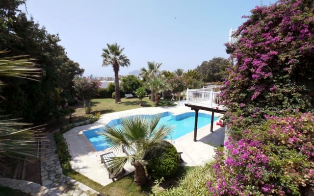 Bodrum Yalıkavak Demeure entièrement abritée avec piscine privée 8+2