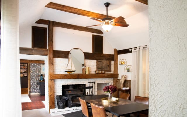 Charming historic lakes region retreat