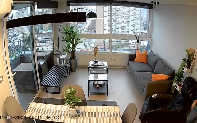 Apartamento novo, moderno, bonito e confortável, no centro de Santiago.