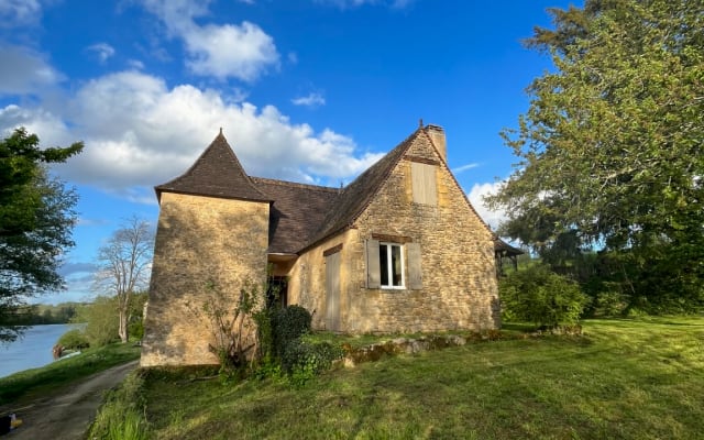 Belle demeure historique avec vue panoramique sur la Dordogne, jacuzzi