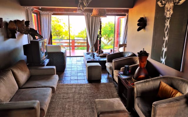 6 BEEDS APARTMENT WITH 2 BIG TERRACES IN VILLA