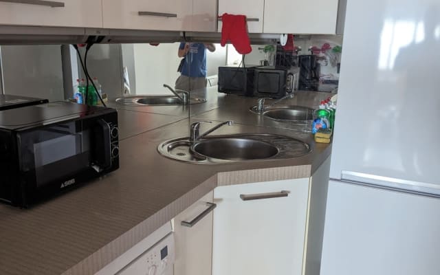 Beautiful apartment with sea view, close to all amenities