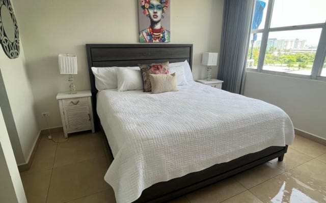 FRONTE SPIAGGIA SPLENDIDO APPARTAMENTO CON 1 CAMERA DA LETTO A ISLA...
