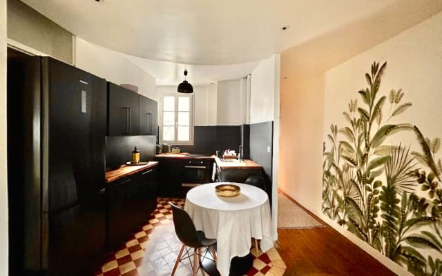 Beautiful apartment on the Bois de Vincennes!
Paris and greenery...