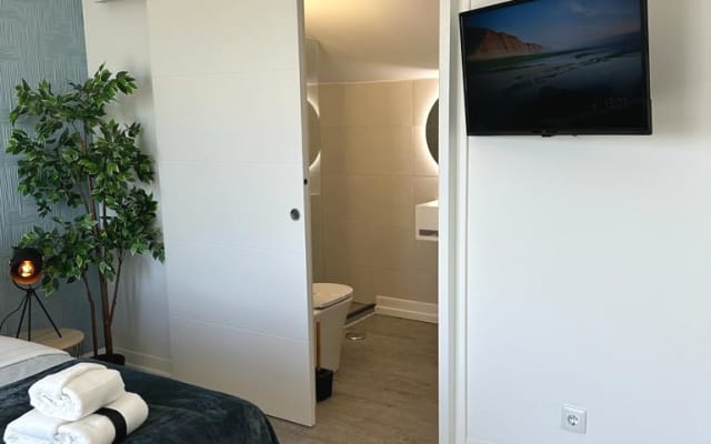 Guest house and Jacuzzi Malpique 9 - Picture 11