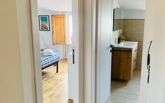 CASA IL MAESTRALE.Spaziosa e luminosa camera con bagno a 1km dal mare  - Foto 19