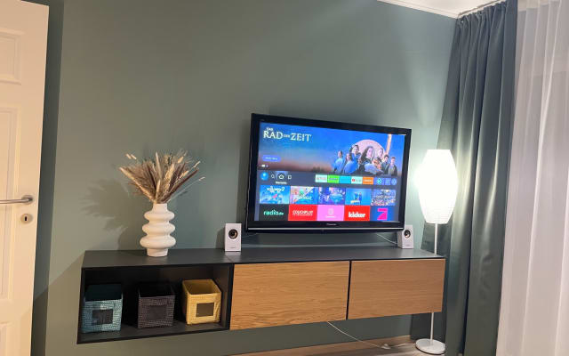 Comfortable guestroom with unique rooftop terrace 25 min to Vienna HBF