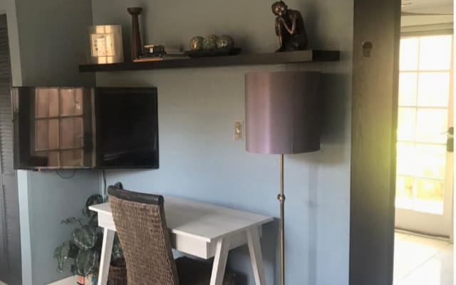 COZY STUDIO AND CLOSE TO EVERYWHERE