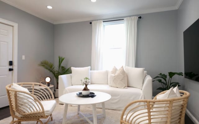 Appartamento appena ristrutturato e spazioso con parcheggio