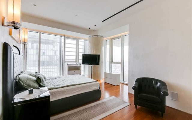 Meir Tower Apartment With Incredible Panoramic Views