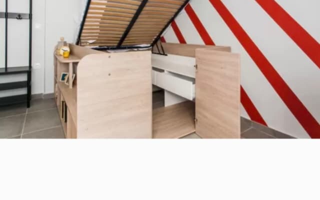 Apartamento acolhedor e colorido no centro de Atenas
