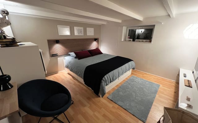 Cozy Independent Basement Flat - Picture 5