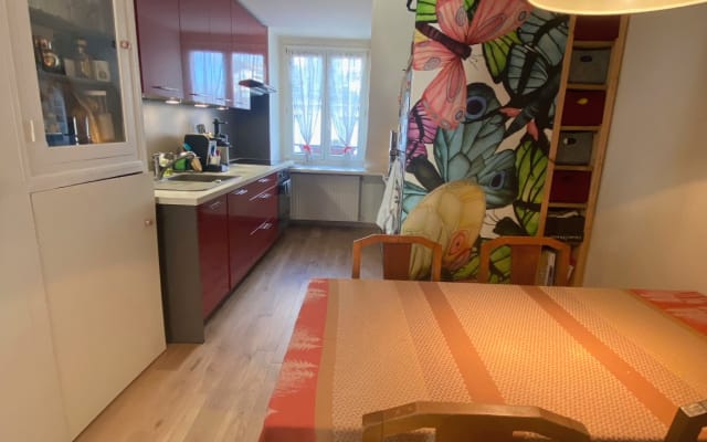 Apartamento duplex, zona típica do Marais, local tranquilo