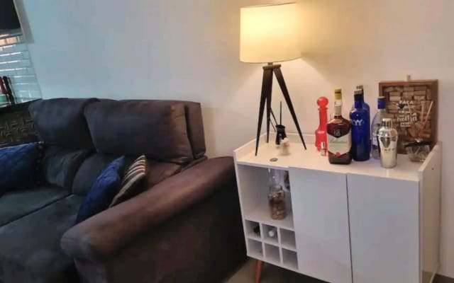 ROOM IN COMFORTABLE APARTMENT