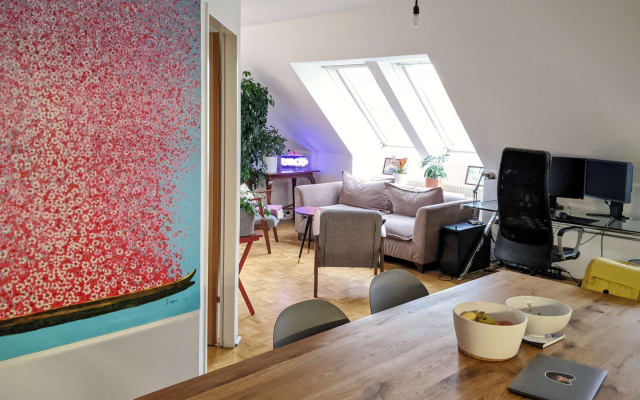 Dachgeschosswohnung mit Terrasse im Zentrum von Wien