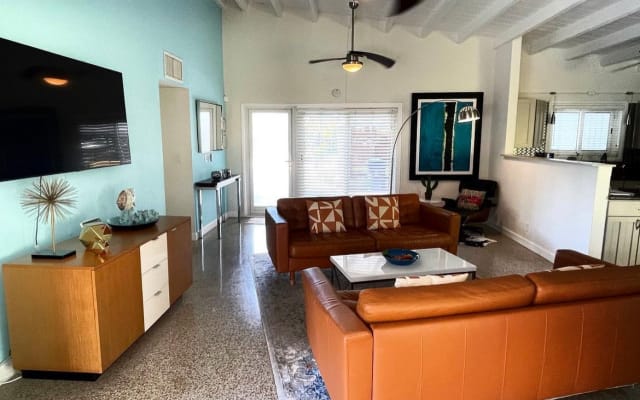 Nirvana Wilton Manors