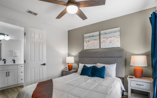 Boutique-Style Gay Men’s Guesthouse (Bdrm #4 of 7)