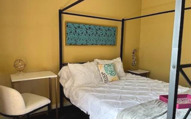 A Bliss of Color Townhouse