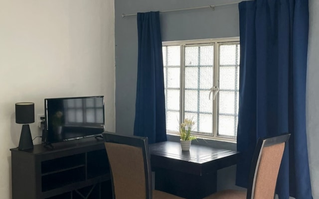 Studio,Charming comfortable for 1 or 2 persons, private access on the  - Picture 8