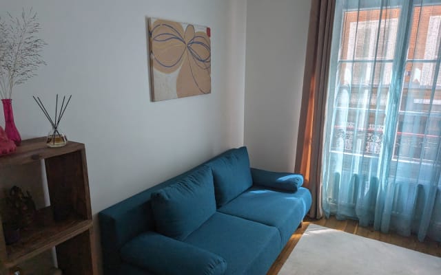 Chic room next to the Marais