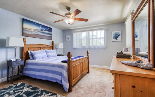 Spacious 2-bedroom apartment with private heated pool