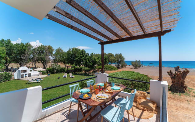 Eco Beach Hotel - Villa en bord de mer