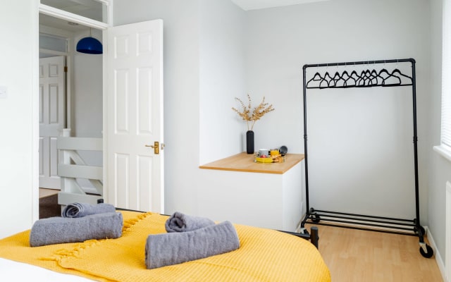 2 Bett Northampton Haus, NN2 Business Wi-Fi