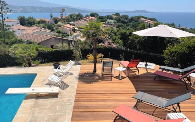 Villa Thamyris - Chambre APOLLON : goûtez aux charmes de la Corse !