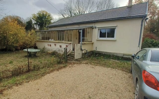 Comfortable rooms in a holiday home near the town center