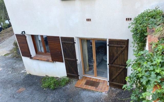 Quiet location in a 14-hectare forest estate