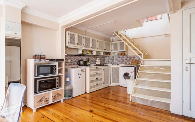 Centrally located maisonette loft in the heart of Istanbul