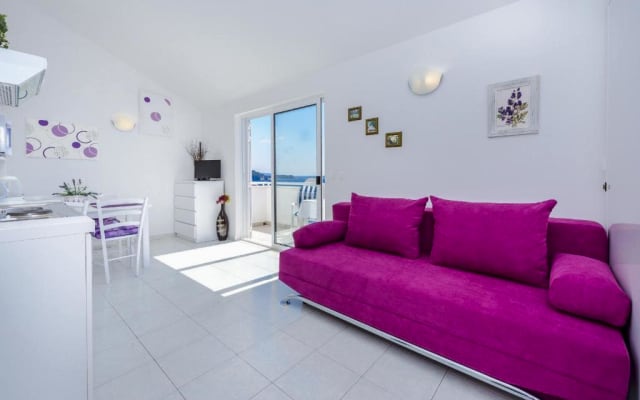 Kate`s place com varanda e vista para o mar 4