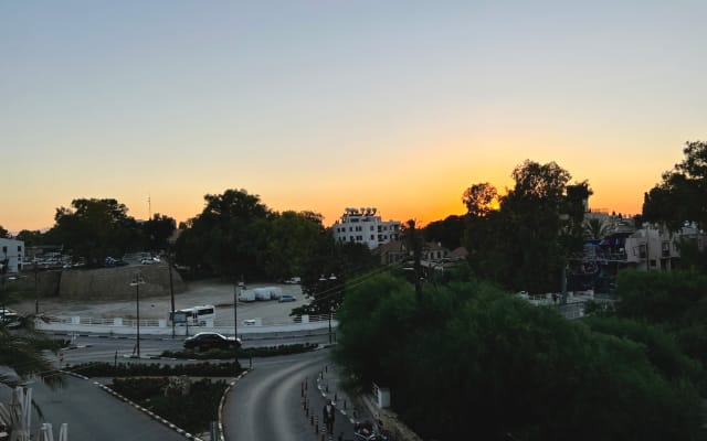 Apartamento na Cidade Velha com vistas deslumbrantes do pôr do sol