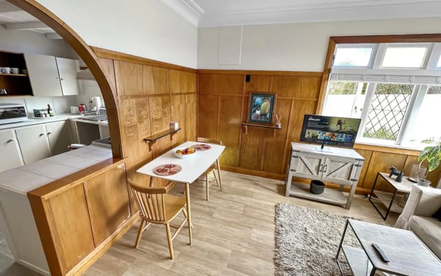 Tui Escape - 4 Bedroom Downstairs Villa Birkenhead - Picture 6